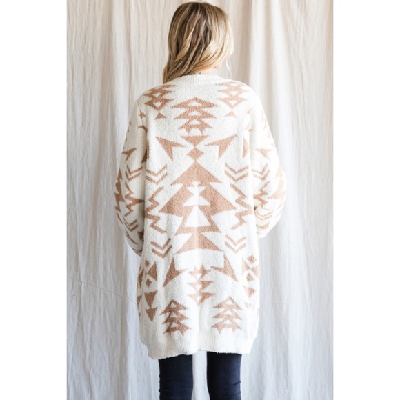 SOLD OUT Cream Aztec Western Boho Soft Blanket Print Fuzzy Long Cardigan Sweater - Picture 3 of 4